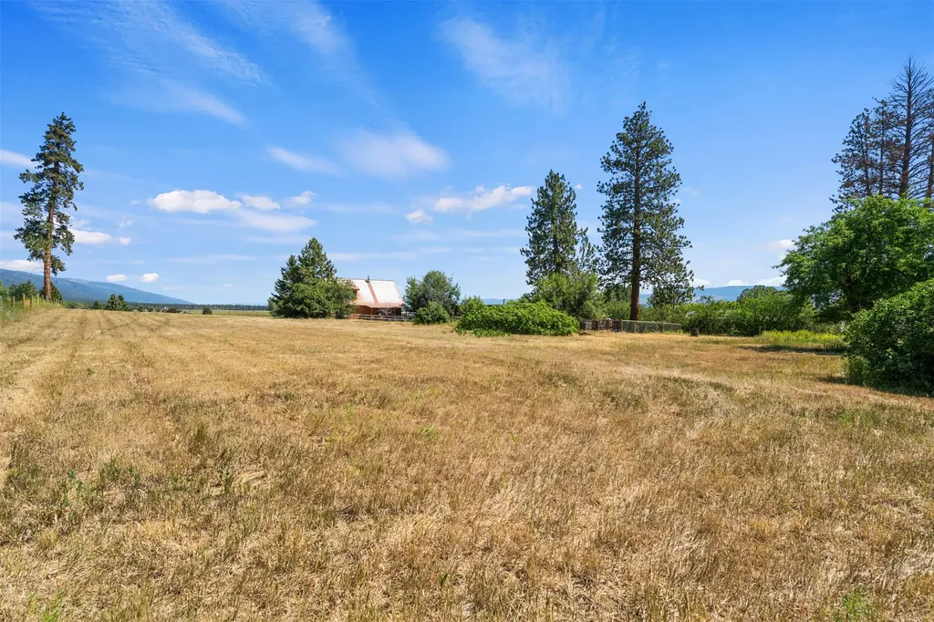 226 Sweathouse Creek Road Victor MT 59875