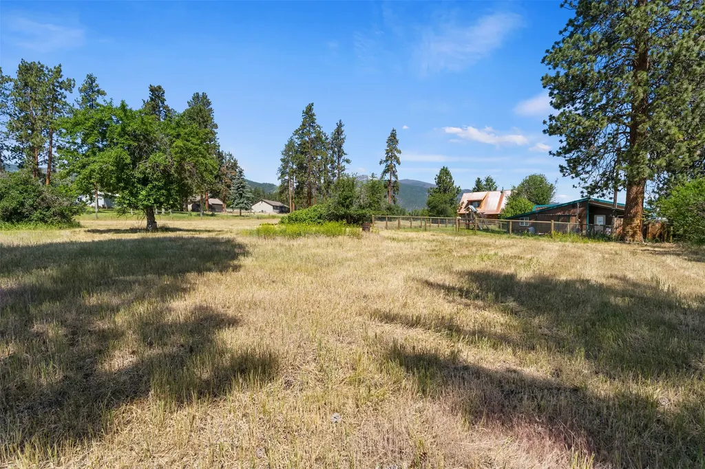 226 Sweathouse Creek Road Victor MT 59875