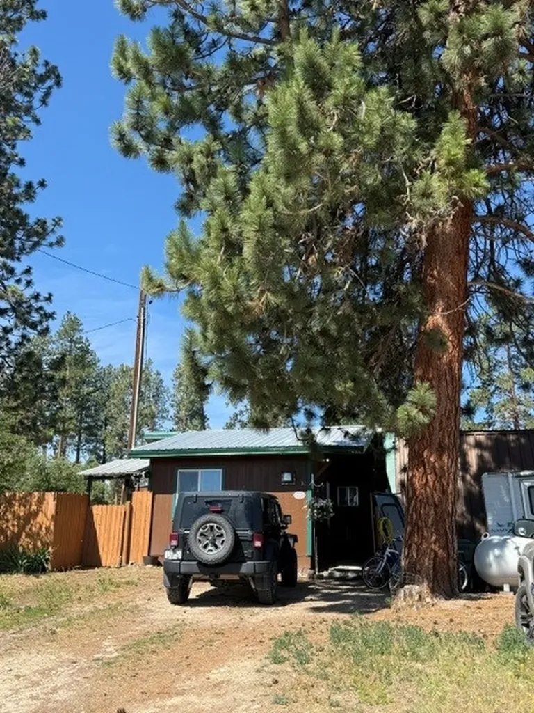 226 Sweathouse Creek Road Victor MT 59875