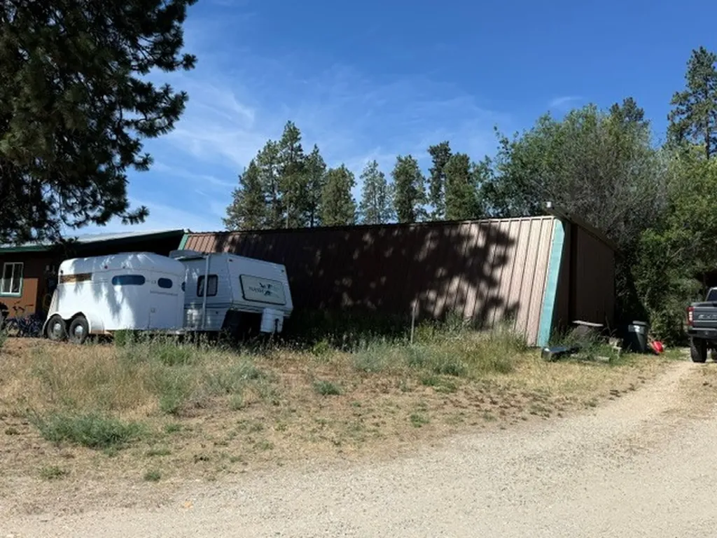 226 Sweathouse Creek Road Victor MT 59875