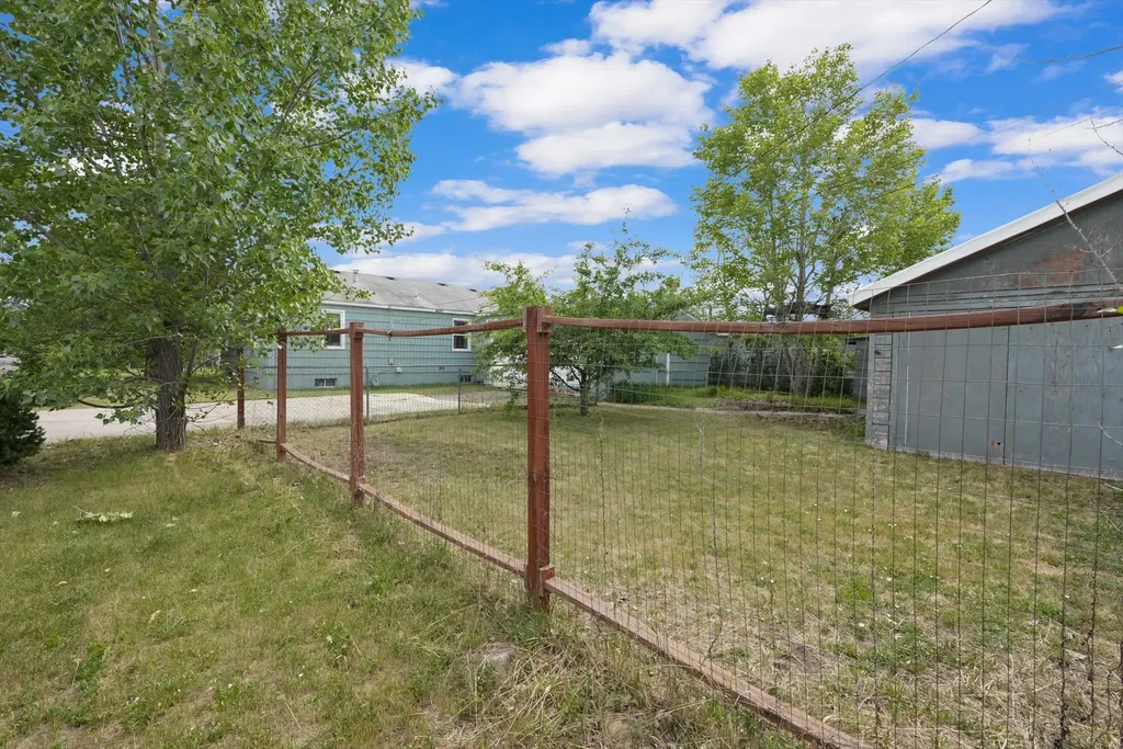 1700 Defoe Street Missoula MT 59802