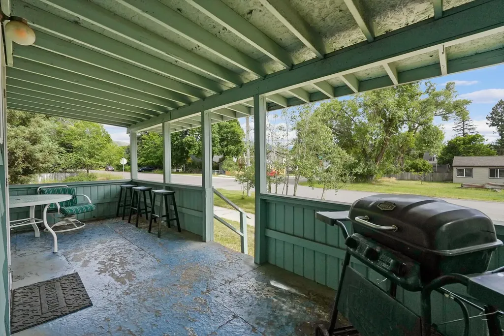 1700 Defoe Street Missoula MT 59802