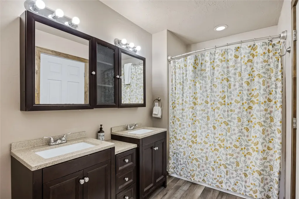 327 Deer Trail Whitefish MT 59937