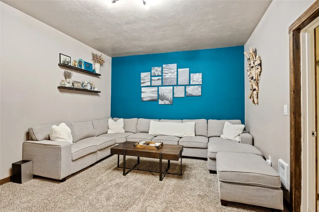 327 Deer Trail Whitefish MT 59937
