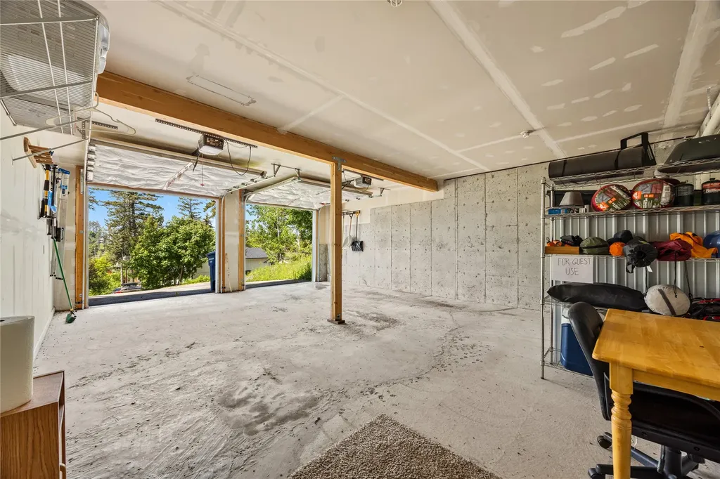 327 Deer Trail Whitefish MT 59937