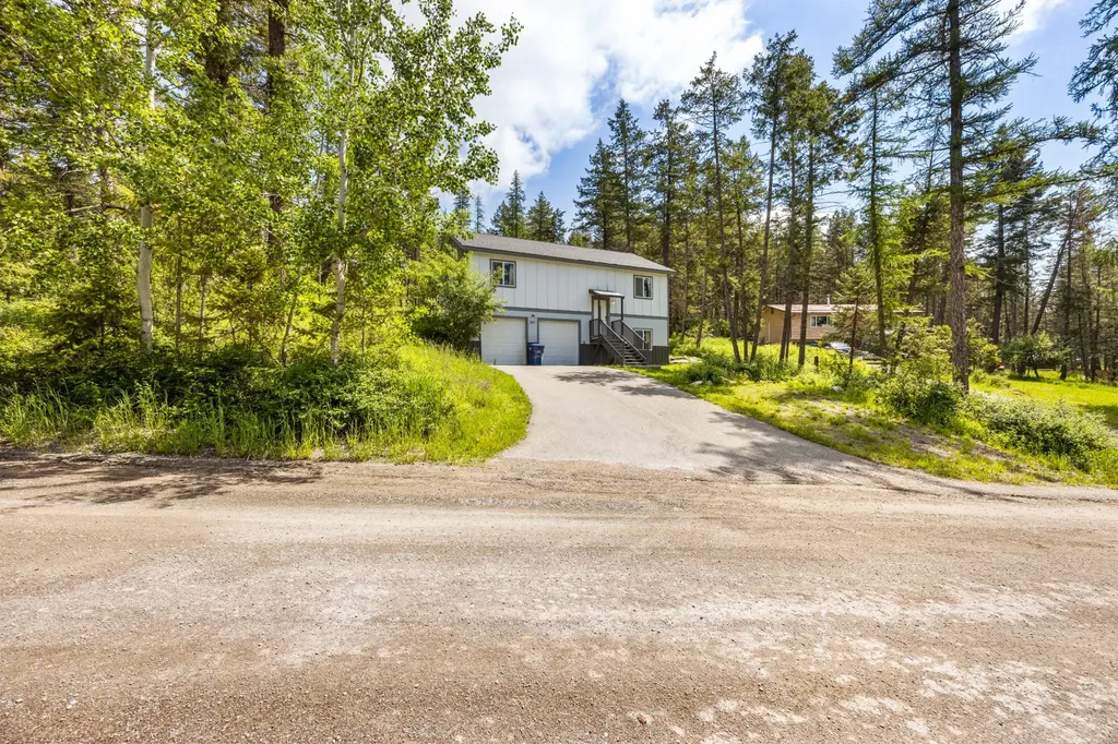 327 Deer Trail Whitefish MT 59937