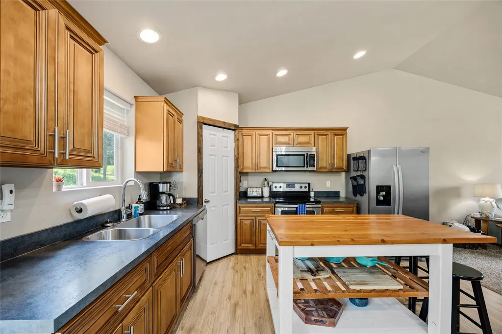 327 Deer Trail Whitefish MT 59937