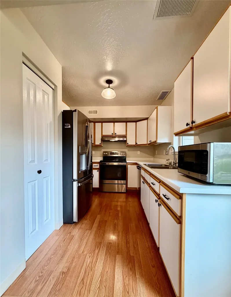 1421 Eaton Street Missoula MT 59801