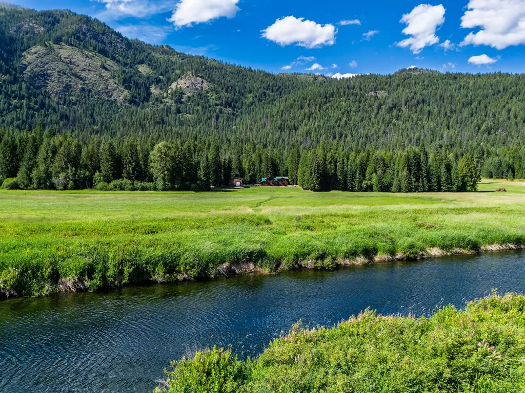 96 E Fork Bull River Road Noxon MT 59853