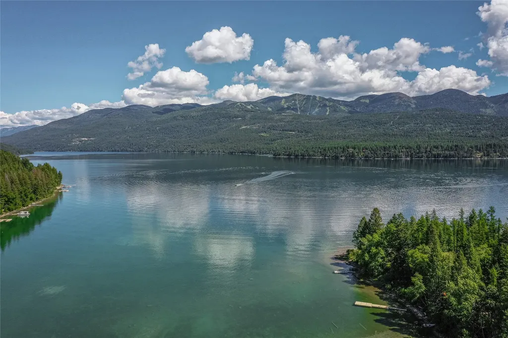 1825 W Lakeshore Drive Whitefish MT 59937