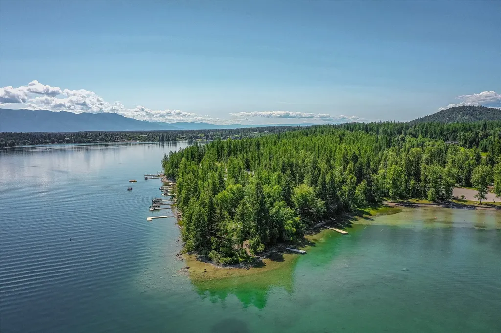 1825 W Lakeshore Drive Whitefish MT 59937