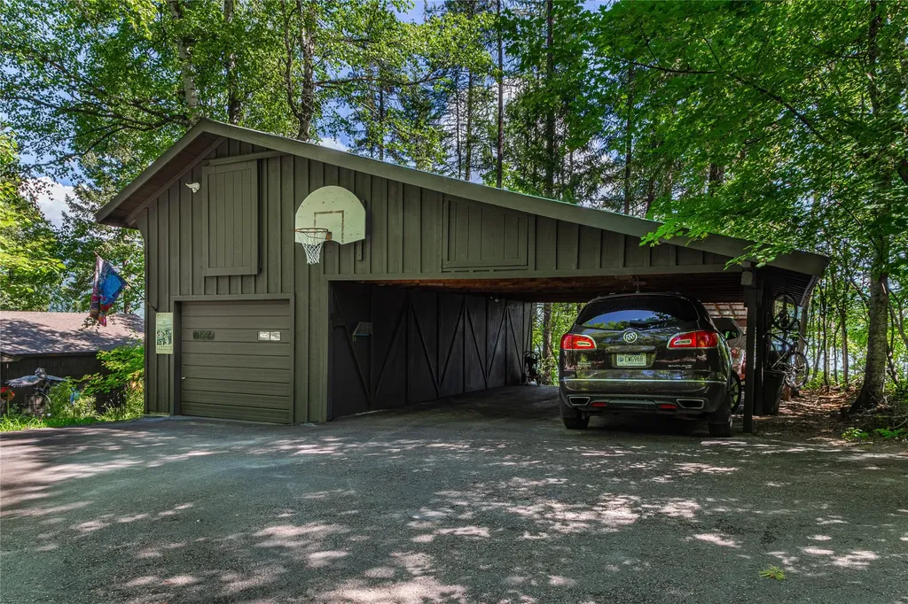 1825 W Lakeshore Drive Whitefish MT 59937