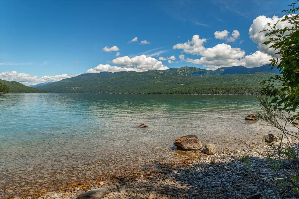1825 W Lakeshore Drive Whitefish MT 59937