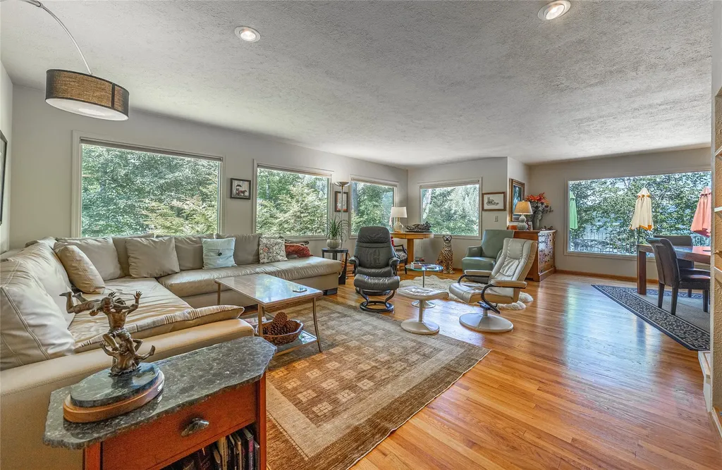 1825 W Lakeshore Drive Whitefish MT 59937