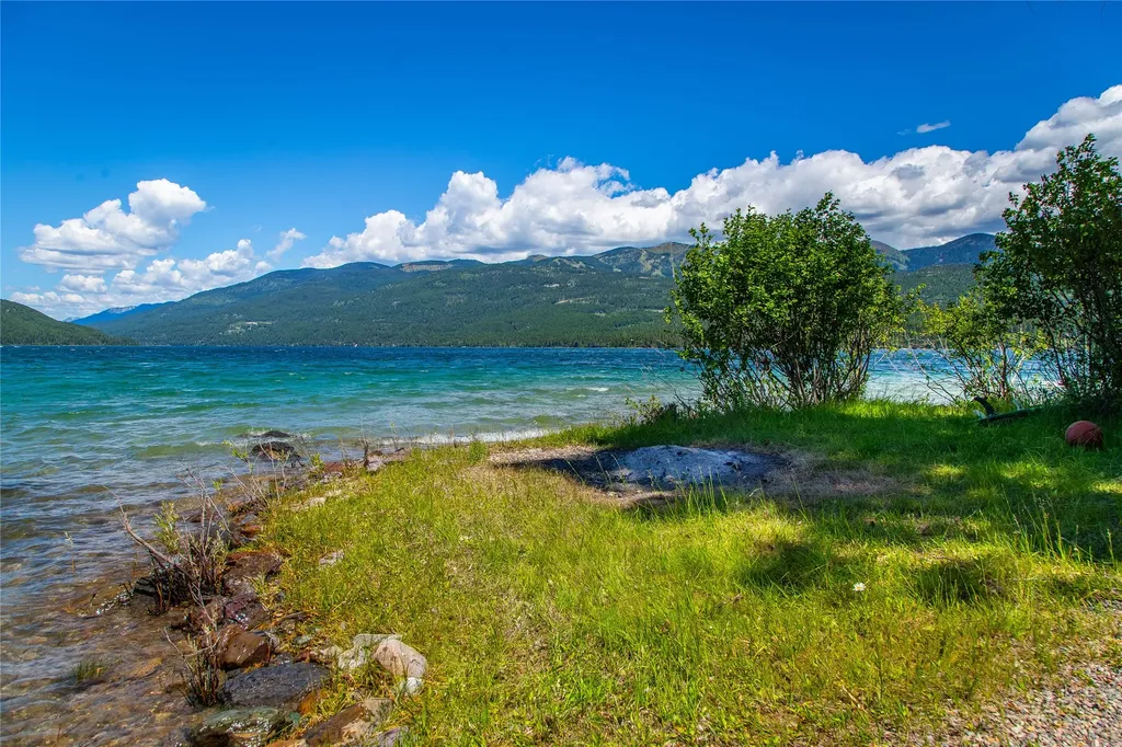1825 W Lakeshore Drive Whitefish MT 59937