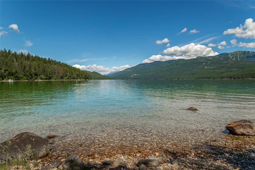 1825 W Lakeshore Drive Whitefish MT 59937
