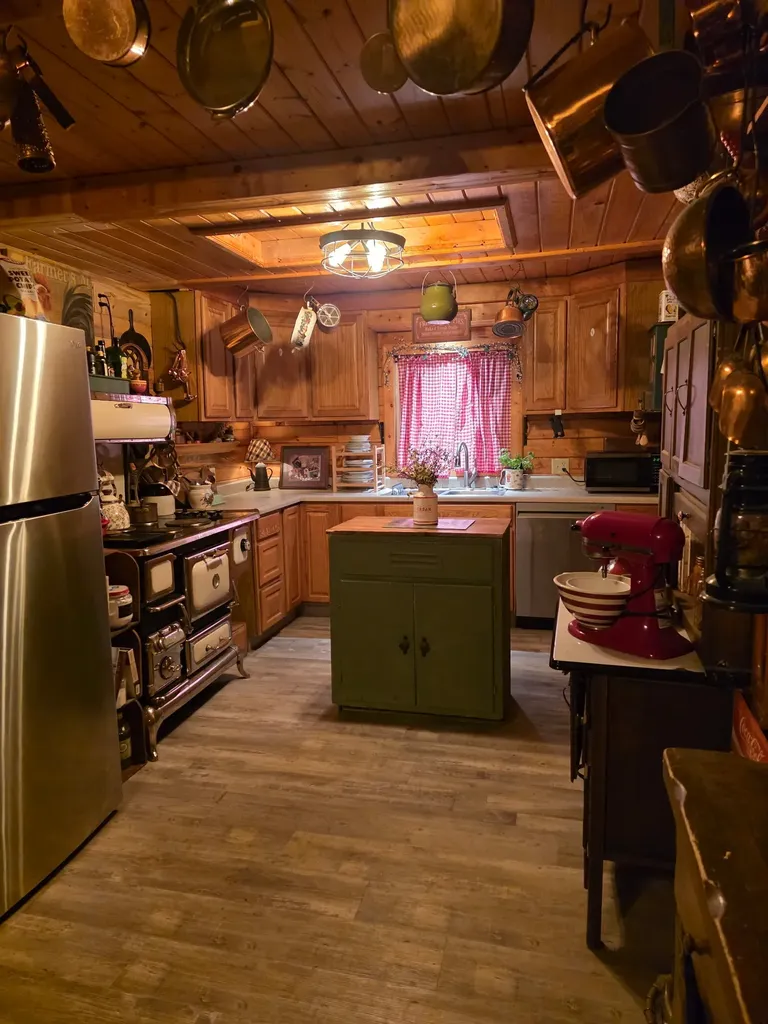 805 3rd Street SW Choteau MT 59422