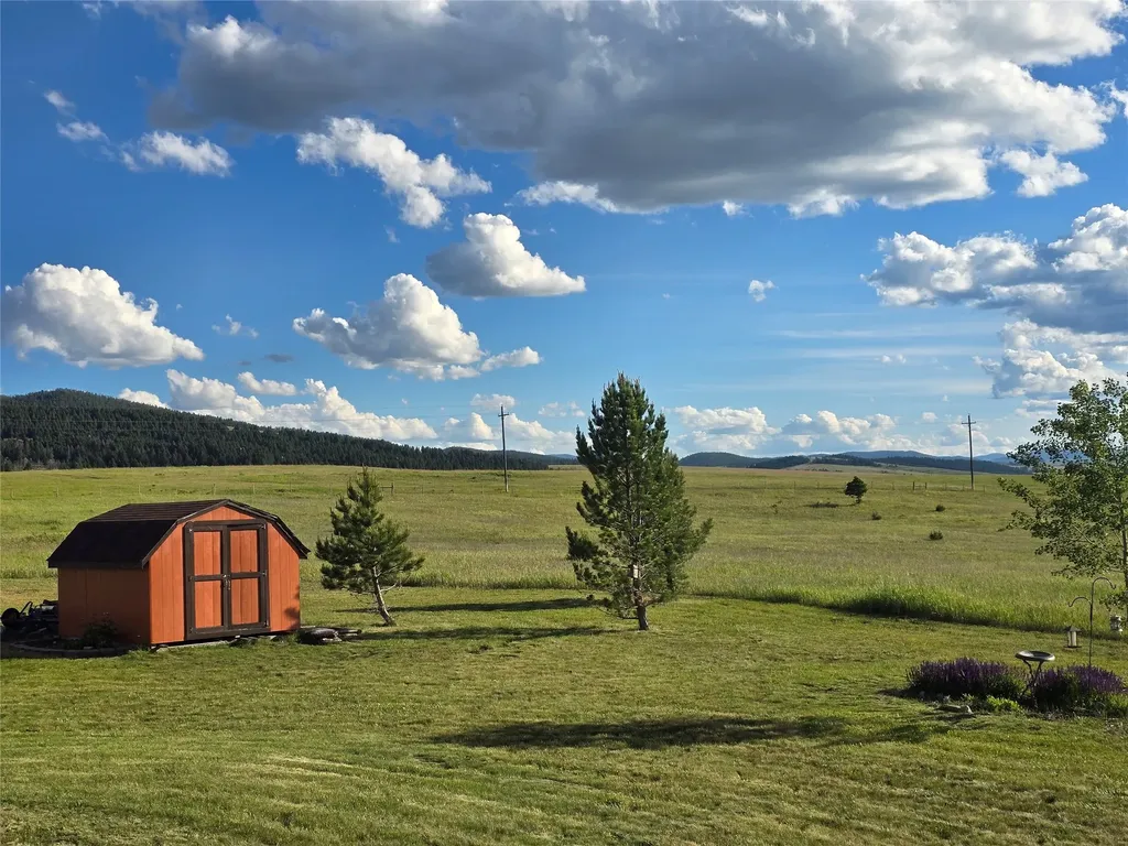 41 Handlos Lane Philipsburg MT 59858