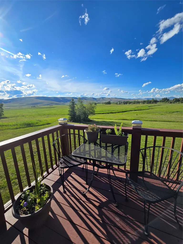 41 Handlos Lane Philipsburg MT 59858