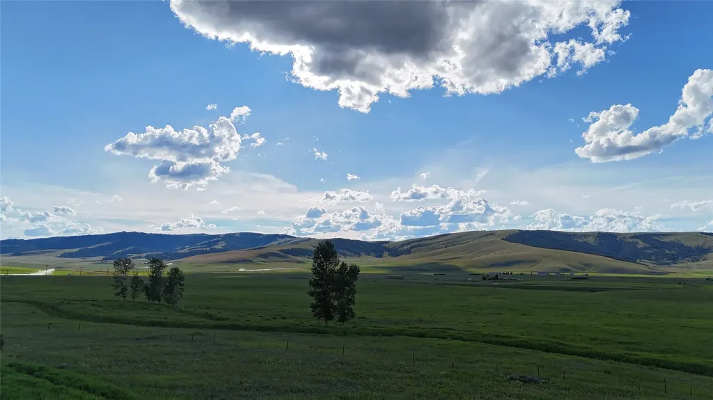 41 Handlos Lane Philipsburg MT 59858