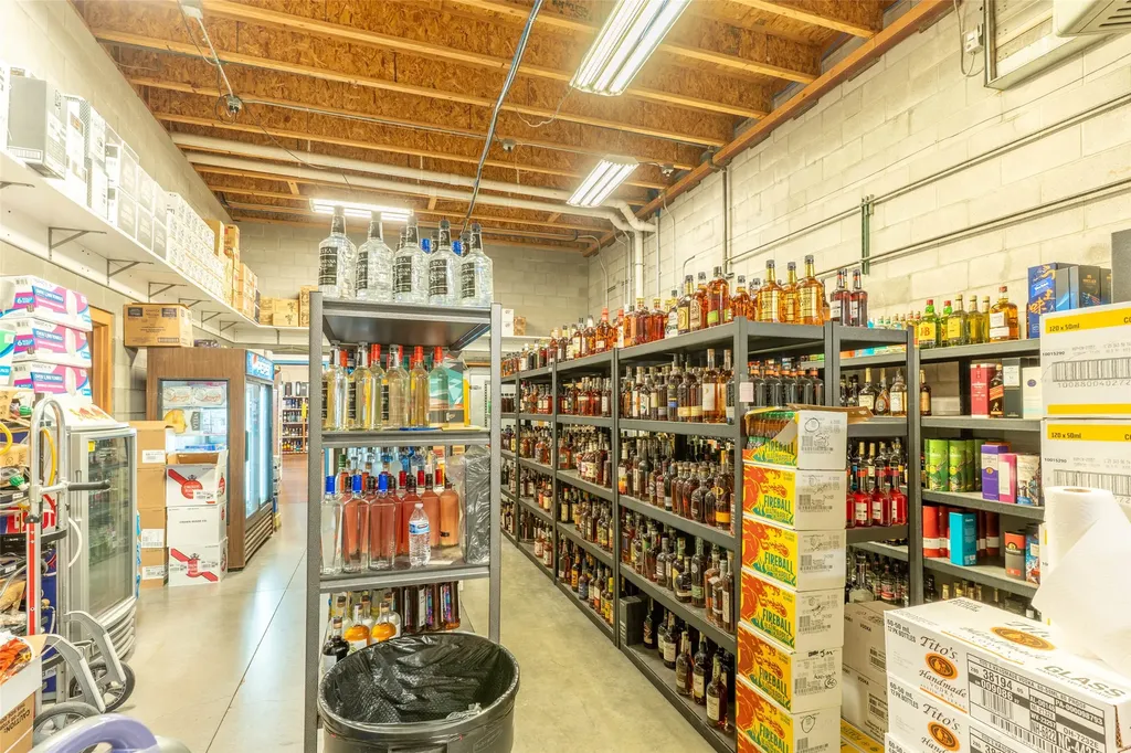 1121 Us Highway 2 W Kalispell MT 59901