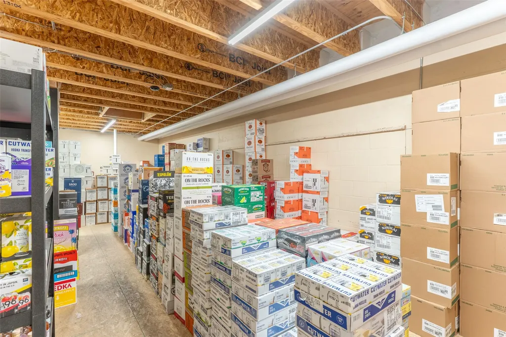 1121 Us Highway 2 W Kalispell MT 59901