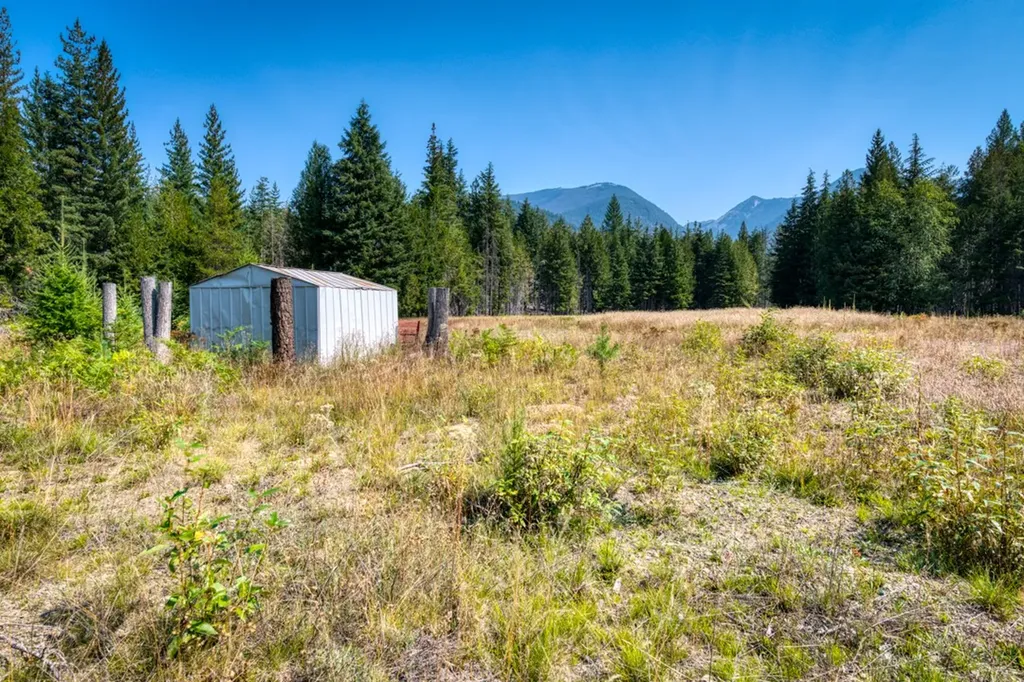 Nna Bull Lake Lane Troy MT 59935
