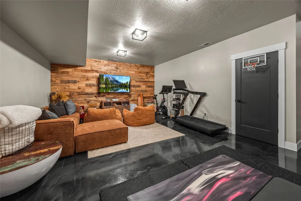 1311 Lower Lincoln Hills Drive Missoula MT 59802