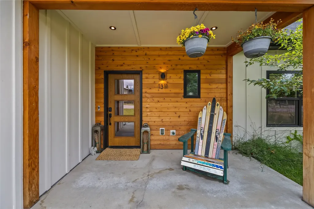 1311 Lower Lincoln Hills Drive Missoula MT 59802