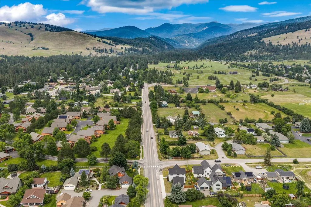 1311 Lower Lincoln Hills Drive Missoula MT 59802