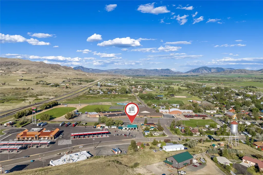 402 N Pyfer Street Whitehall MT 59759