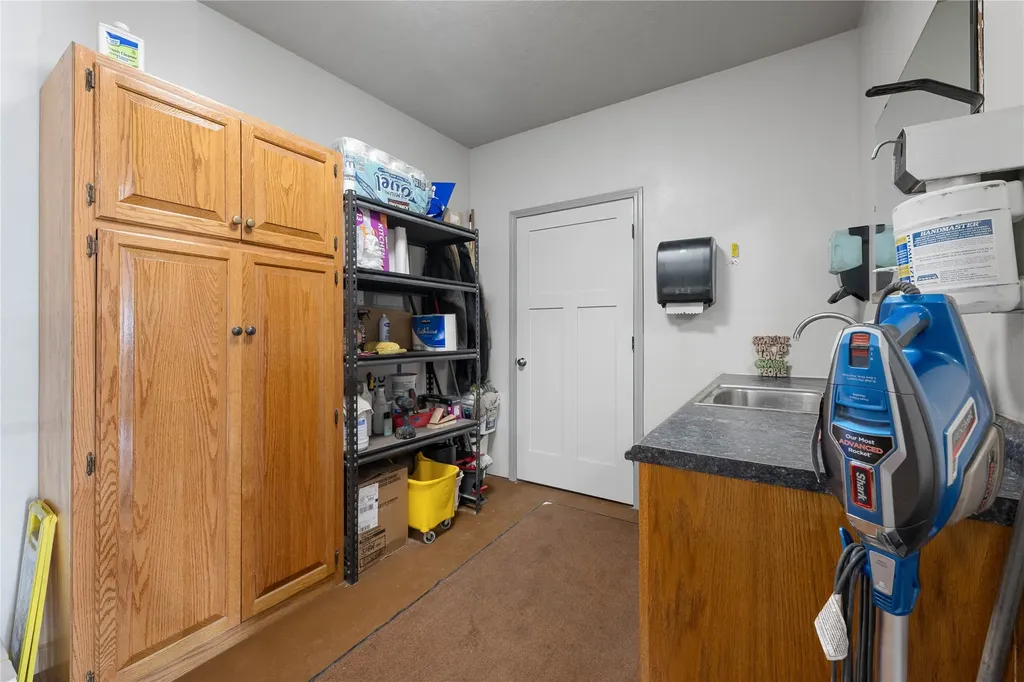 402 N Pyfer Street Whitehall MT 59759