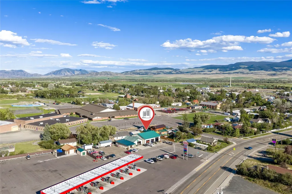 402 N Pyfer Street Whitehall MT 59759