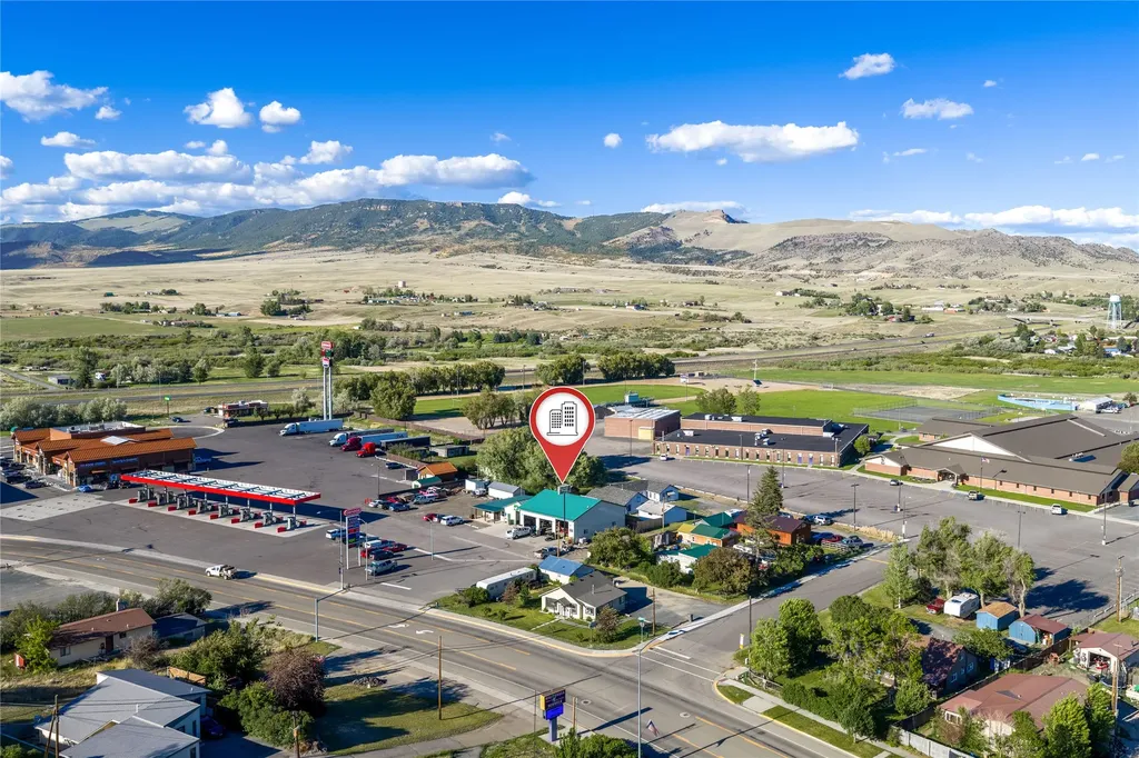 402 N Pyfer Street Whitehall MT 59759