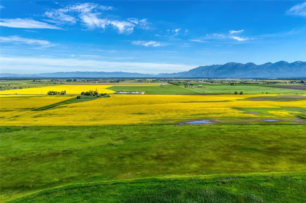 1164 Mt Highway 82 Somers MT 59932