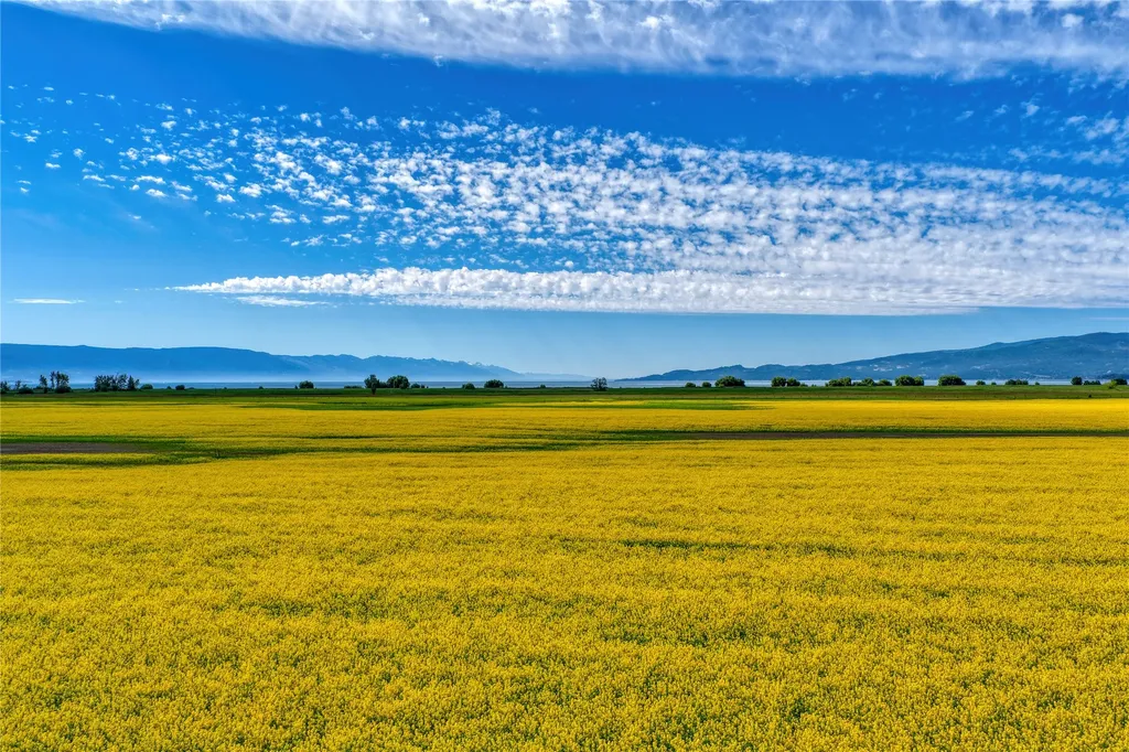1164 Mt Highway 82 Somers MT 59932