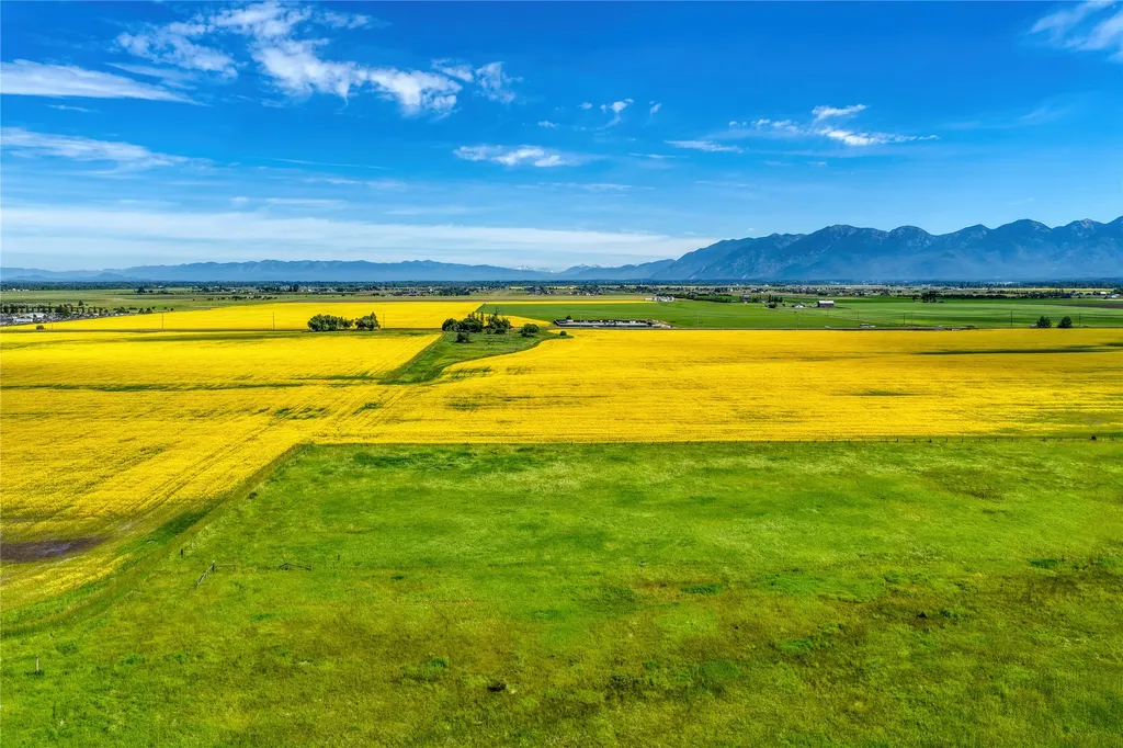 1164 Mt Highway 82 Somers MT 59932