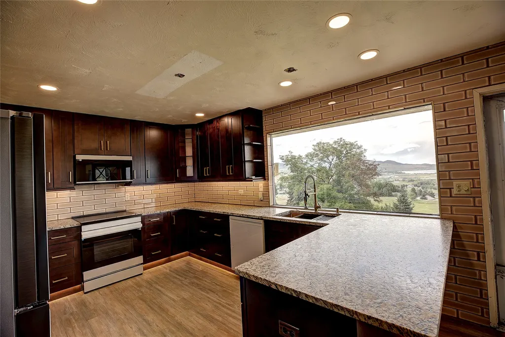 37468 Ponderilla Drive Polson MT 59860