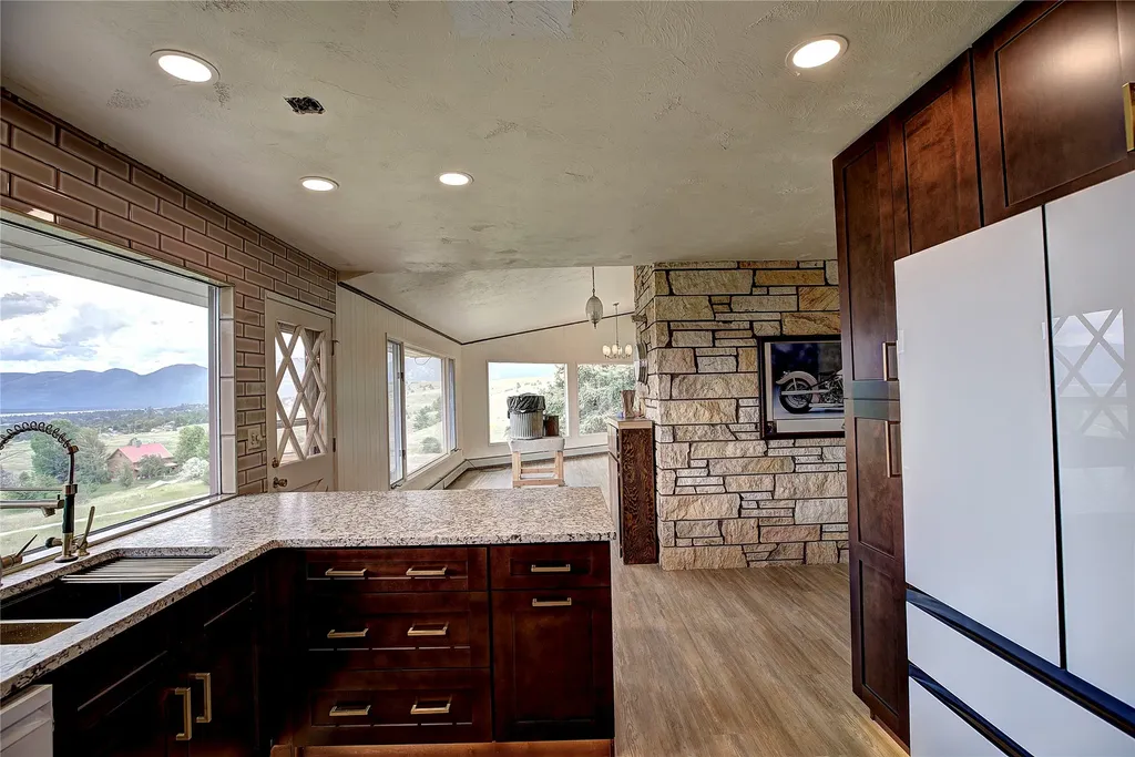 37468 Ponderilla Drive Polson MT 59860