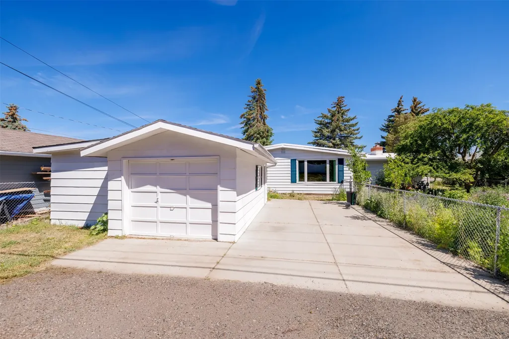 1923 E Broadway Street Helena MT 59601
