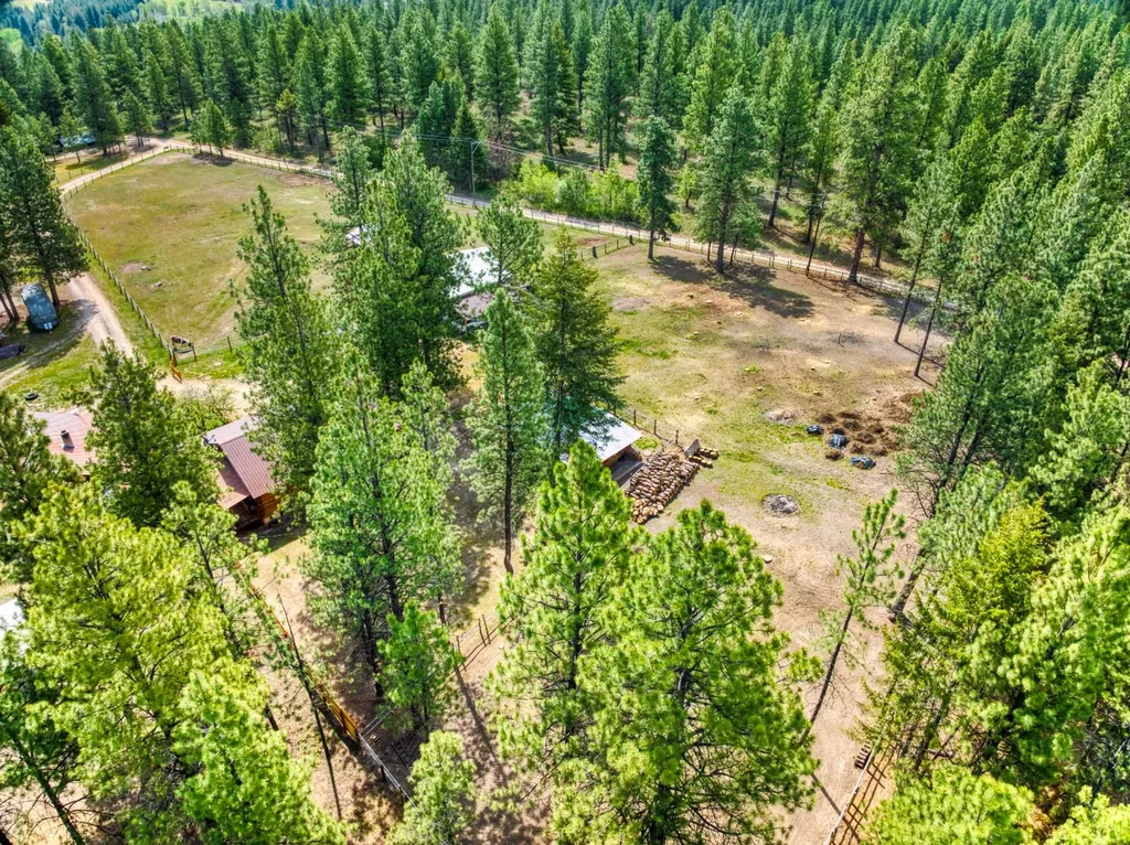 456 Blue Jay Lane Hamilton MT 59840