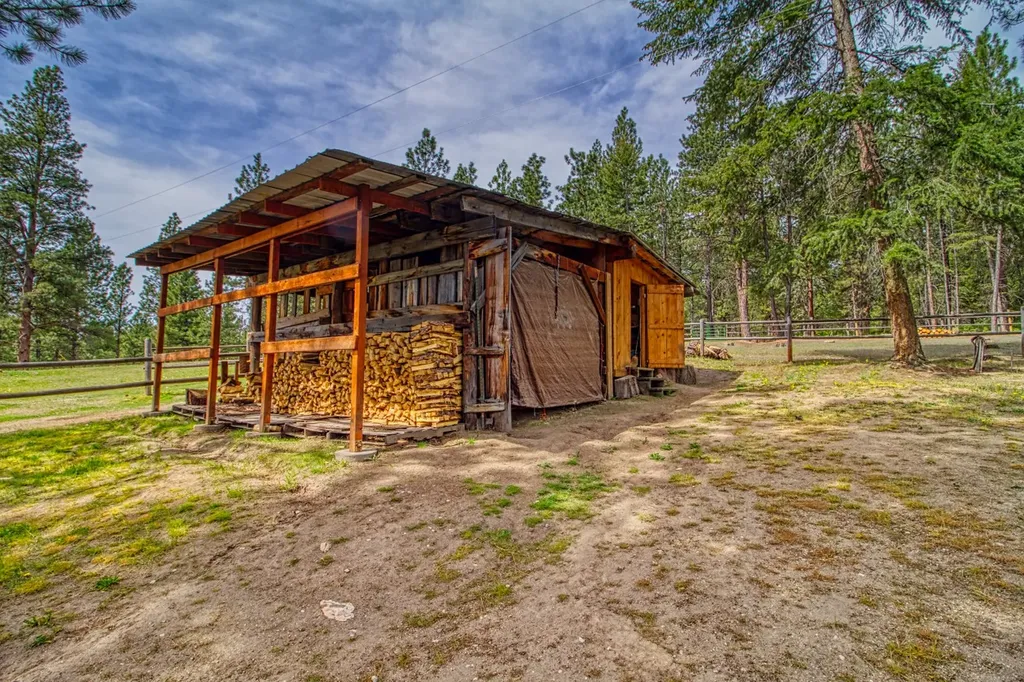 456 Blue Jay Lane Hamilton MT 59840