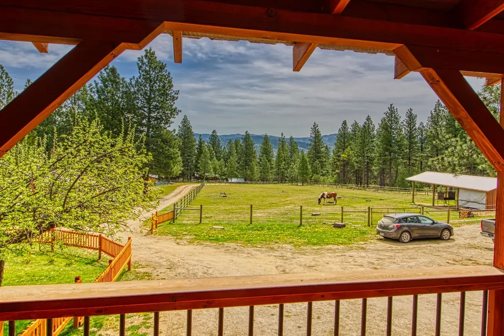 456 Blue Jay Lane Hamilton MT 59840