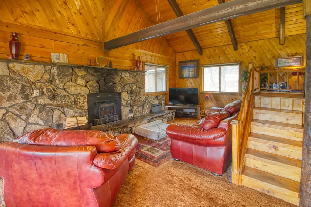 456 Blue Jay Lane Hamilton MT 59840