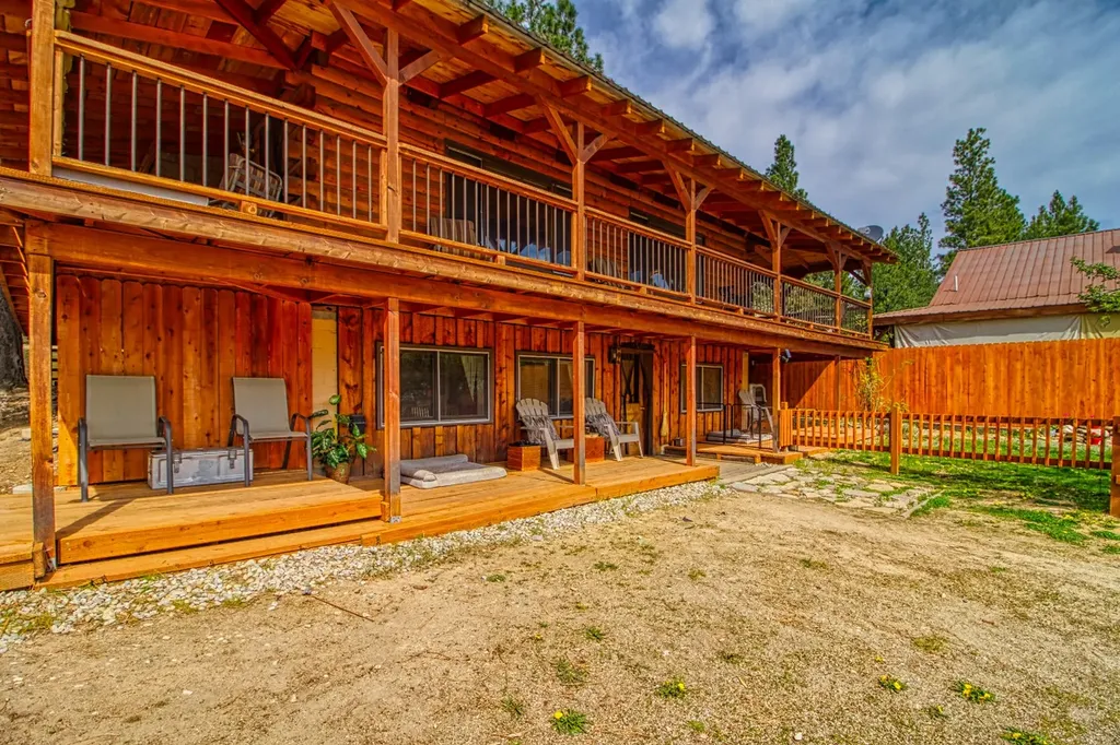 456 Blue Jay Lane Hamilton MT 59840