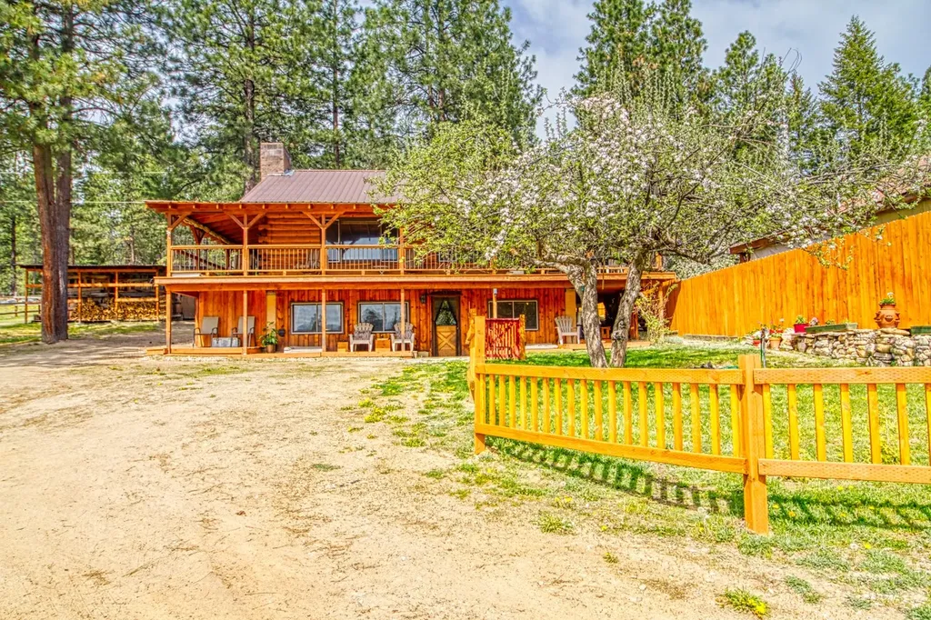 456 Blue Jay Lane Hamilton MT 59840