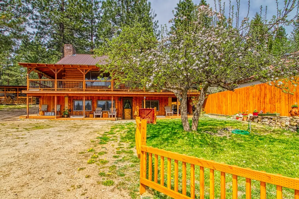 456 Blue Jay Lane Hamilton MT 59840
