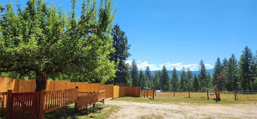 456 Blue Jay Lane Hamilton MT 59840