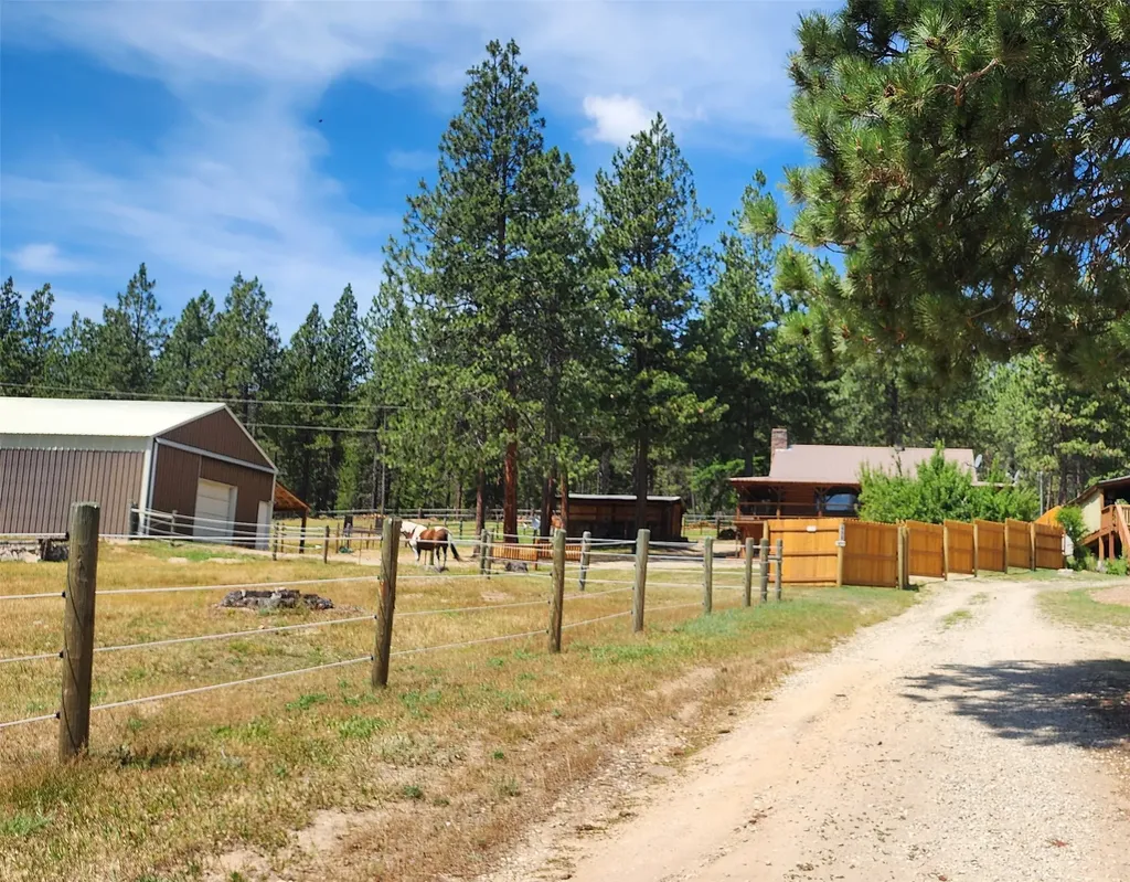 456 Blue Jay Lane Hamilton MT 59840