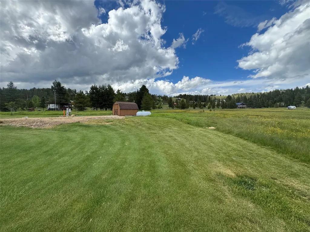 6 Ruffing It Lane Anaconda MT 59711
